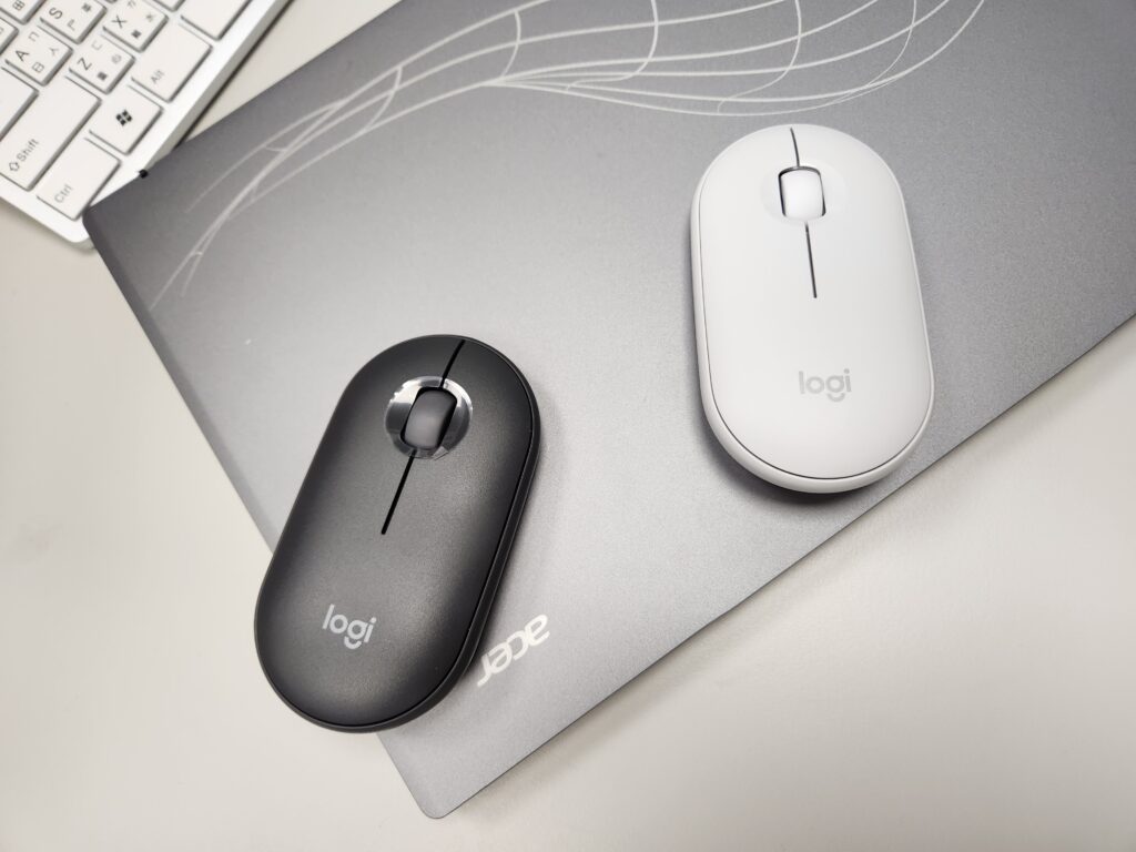  羅技 M350s 藍芽滑鼠推薦 ∣ Logitech Pebble 雙模超靜音辦公神隊友 